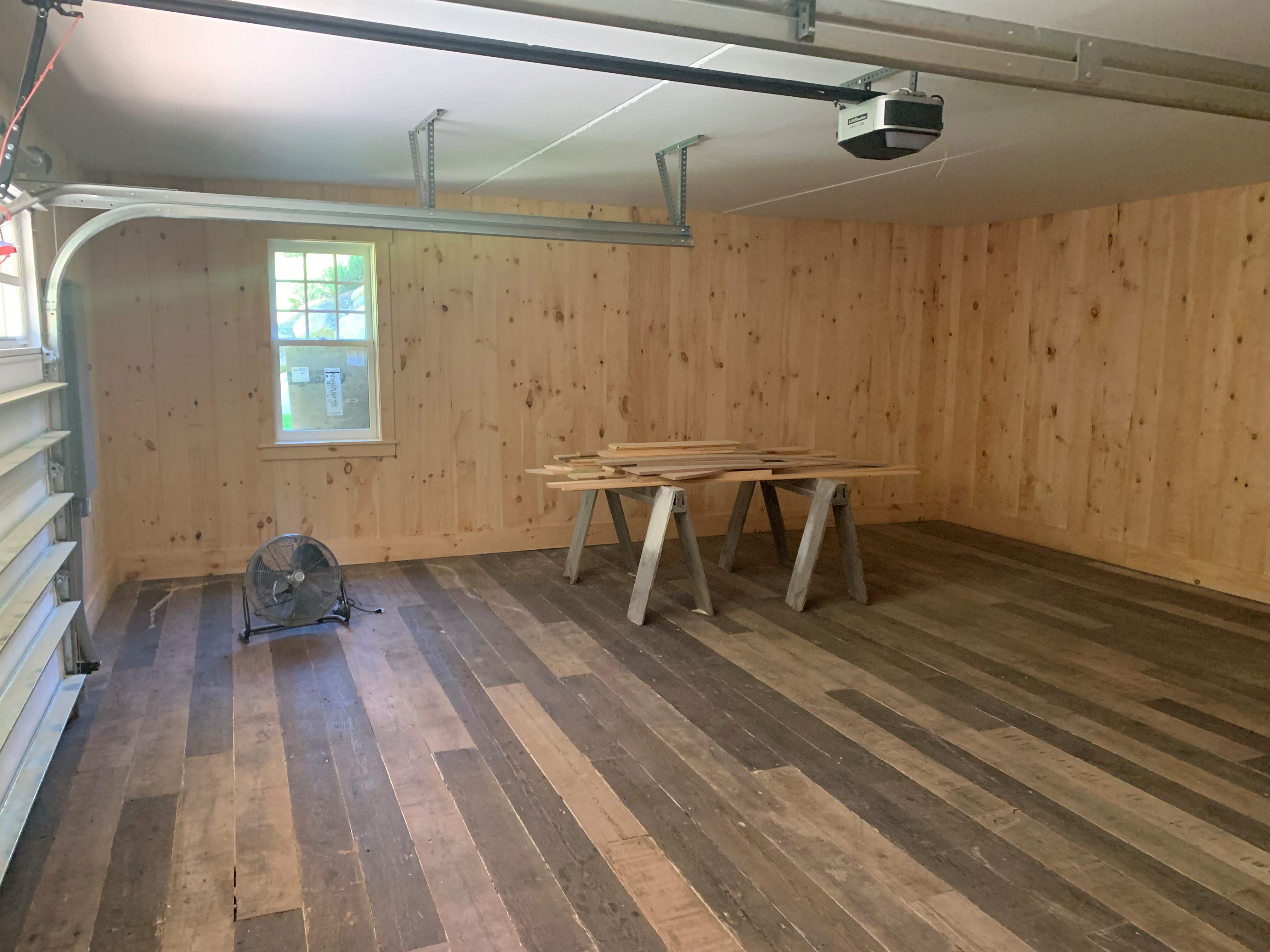 Offers to Sell Reclaimed Wood