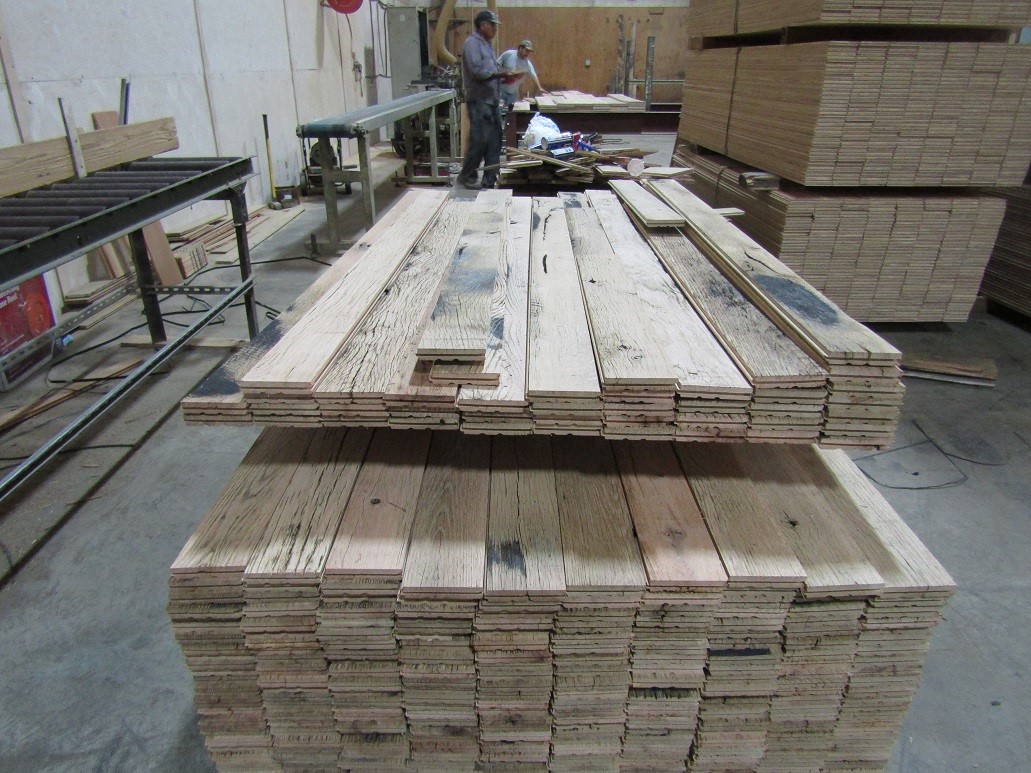 Offers to Sell Reclaimed Wood