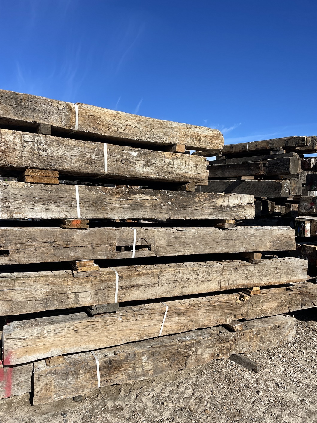 Offers to Sell Reclaimed Wood